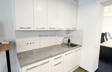 Komerční kancelářské prostory, Hradec Králové, nájem